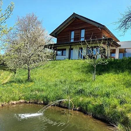 Haus Am Teich Mit Privater Sauna 度假居 Sankt Leonhard bei Freistadt