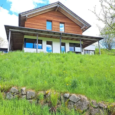 Haus Am Teich Mit Privater Sauna Nyaraló