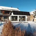 Haus Am Teich Mit Privater Sauna בית נופש *